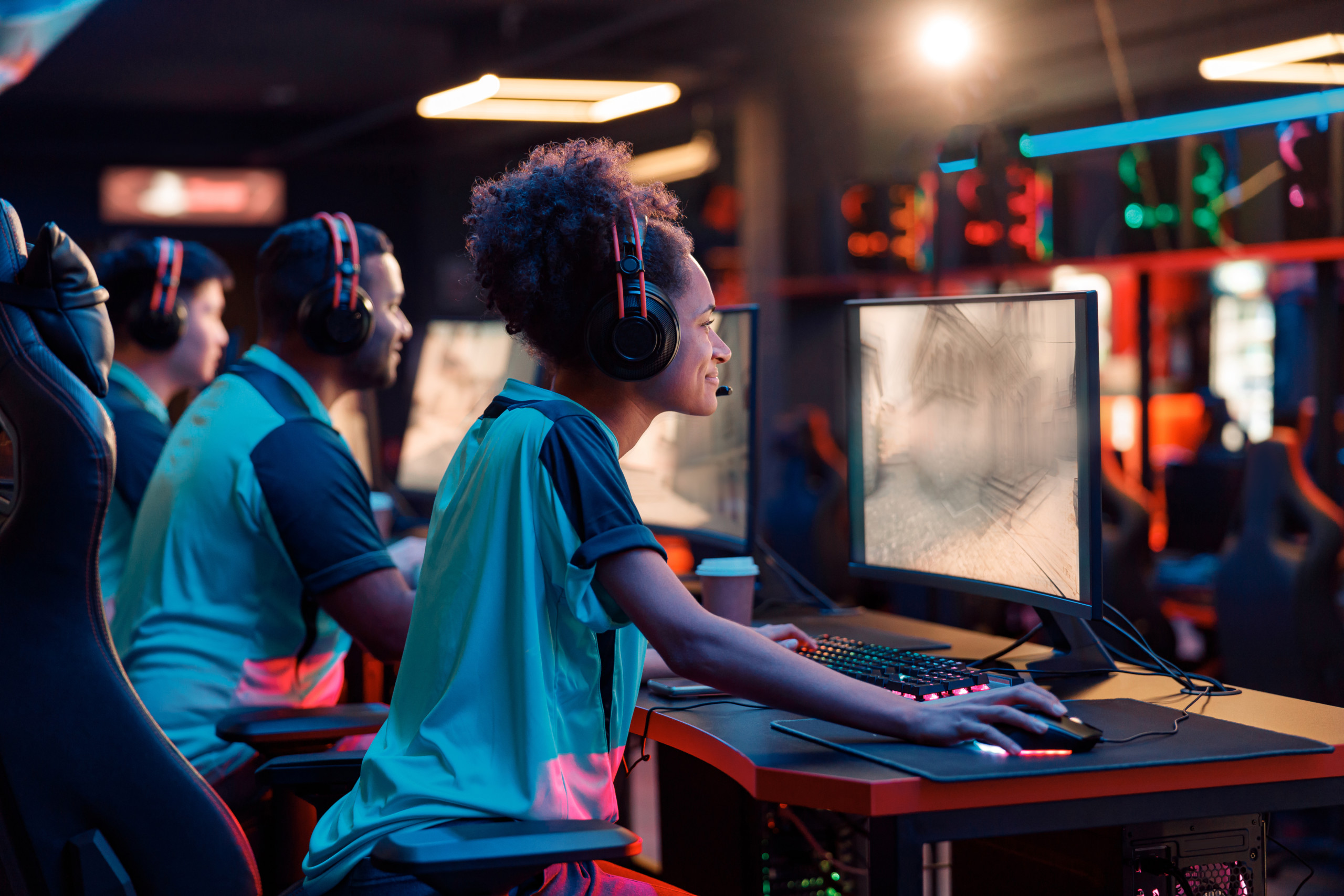 Business of Esports - Should Play-To-Earn Become Play-AND-Earn?